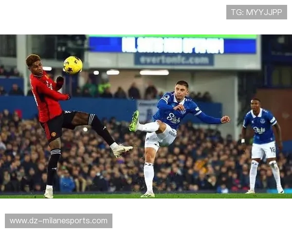 名宿怒喷现役球员:踢球像散步 名宿怒喷现役球员:踢球像散步