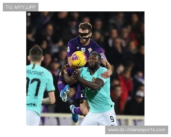 卢卡库一次突破造成守门失误，前场机会立刻兑现