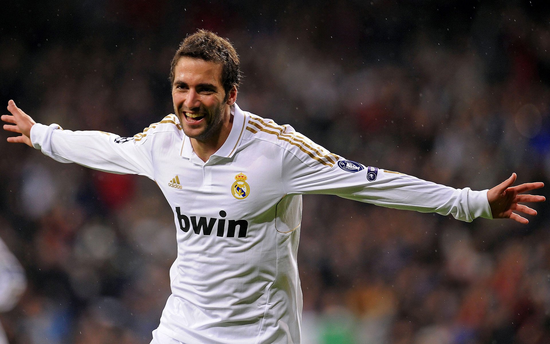 青少年冰球邀请赛 中国少年队击败欧洲劲旅捧杯